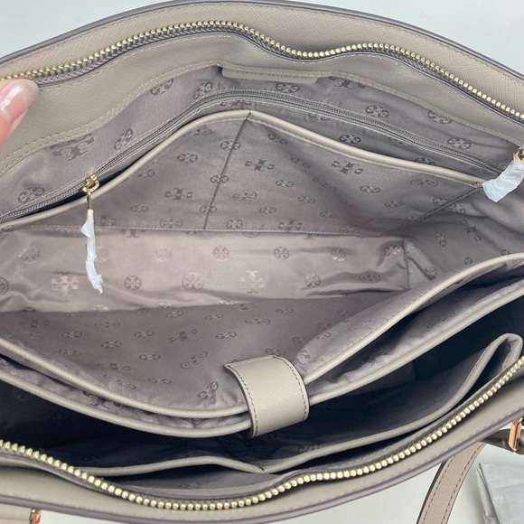 NWOT * TORY BURCH Emerson Top Zip Leather Tote Bag in French Grey - Picture 9 of 13